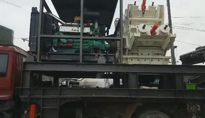 柴油动力反击式破碎站 柴油动力反击式破碎站