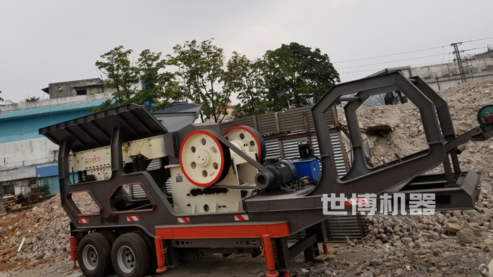 轮胎式建筑垃圾粉碎站 轮胎式建筑垃圾粉碎站