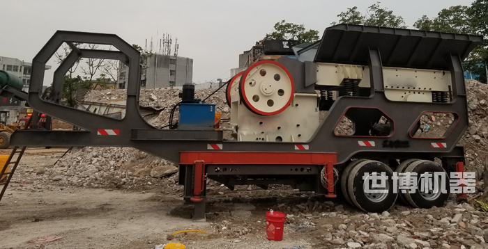 轮胎式建筑垃圾粉碎机 轮胎式建筑垃圾粉碎机